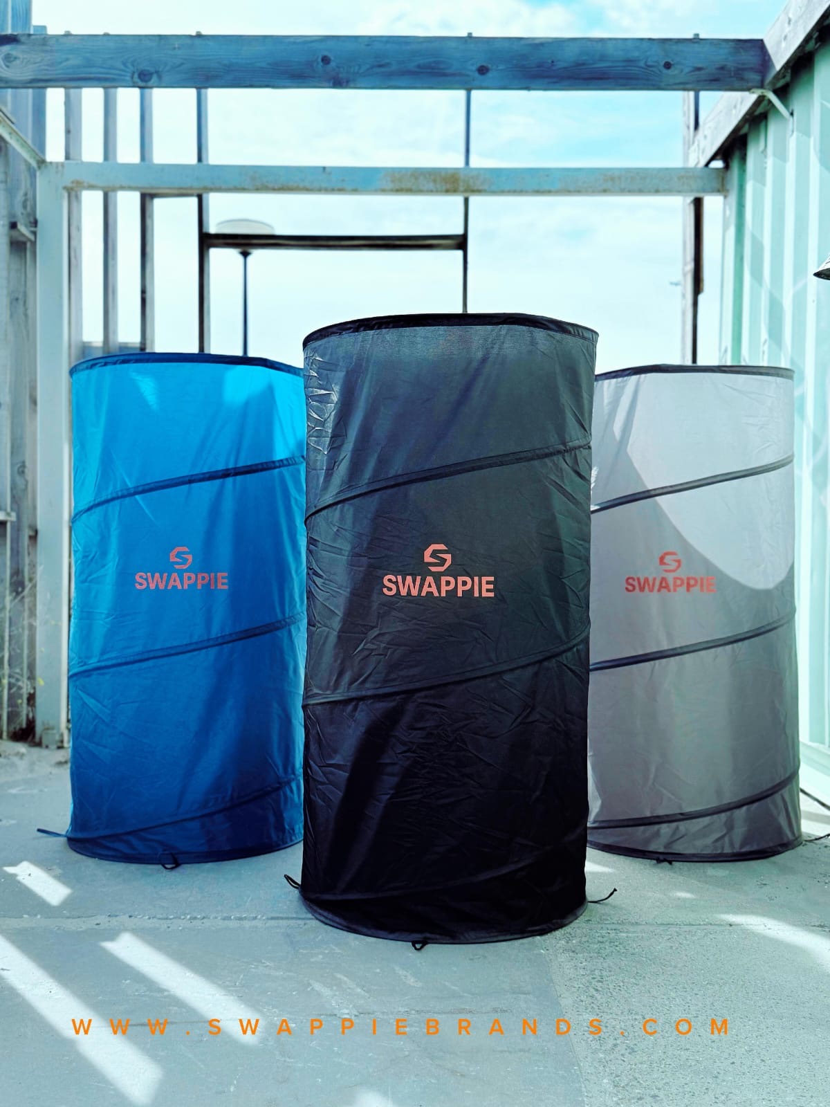 SWAPPIE BLACK – Your Mobile Changing Room